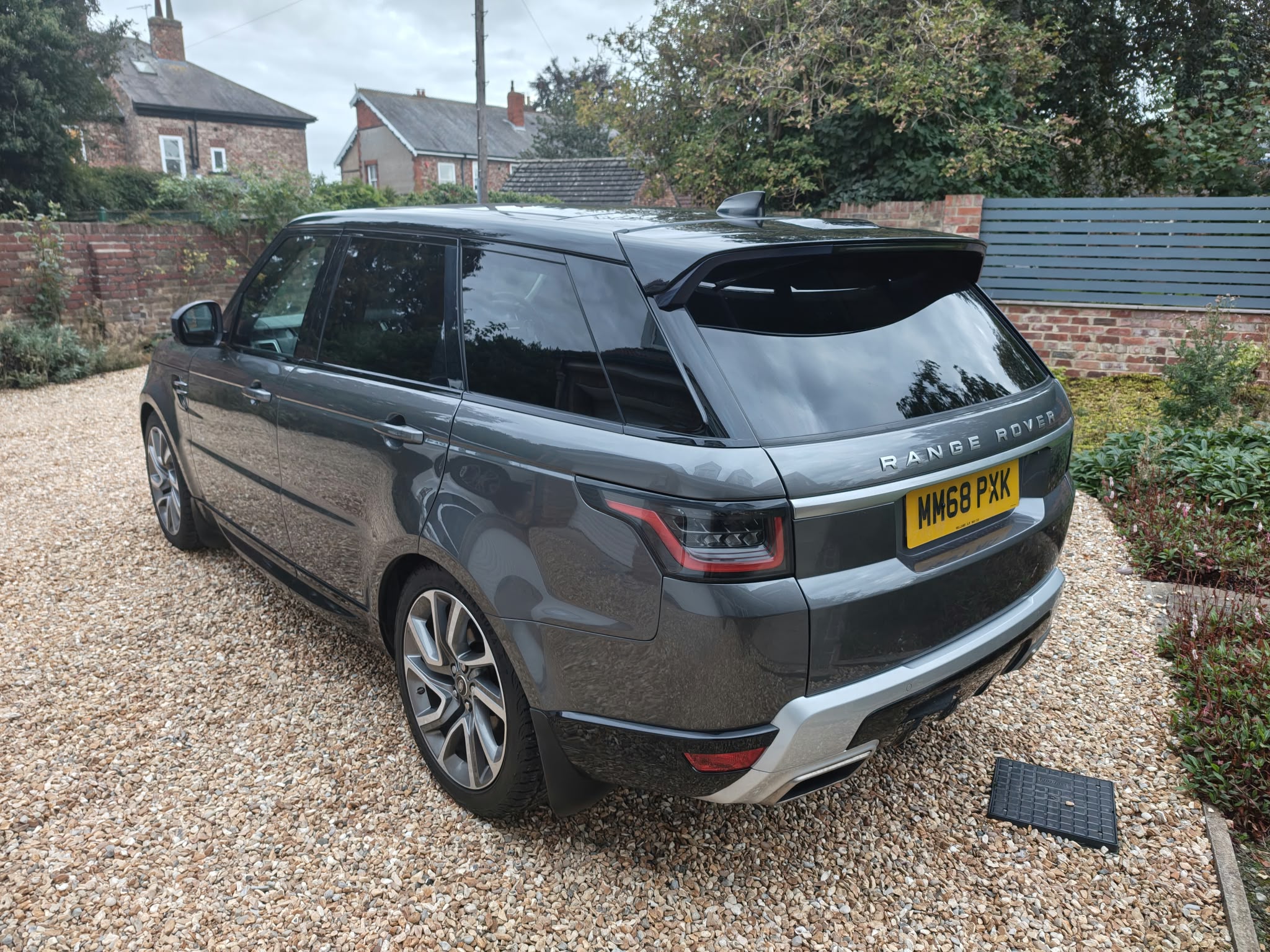 
								Land Rover Range Rover Sport 3.0 SDV6 HSE 5dr Autol full									