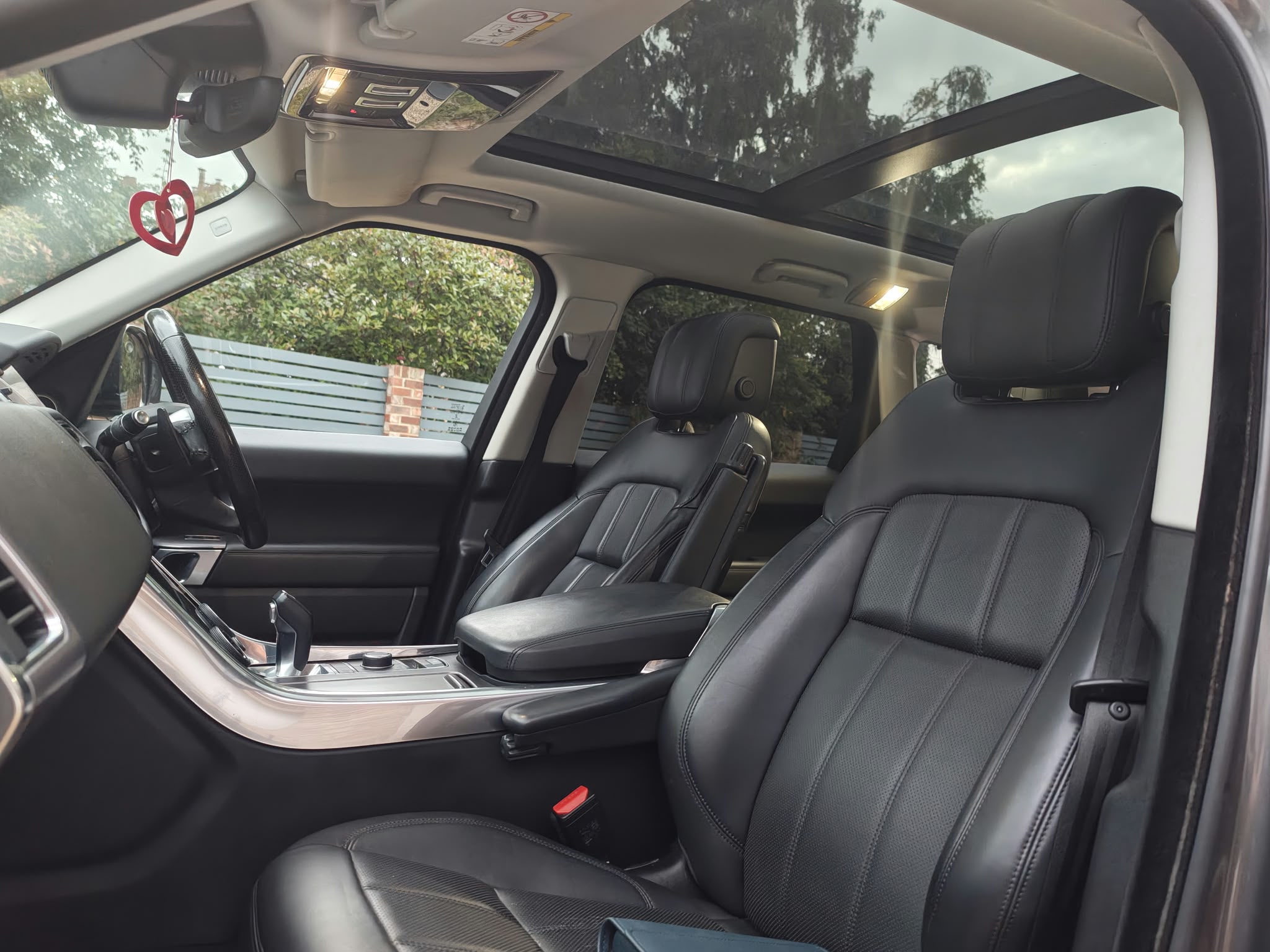 
								Land Rover Range Rover Sport 3.0 SDV6 HSE 5dr Autol full									