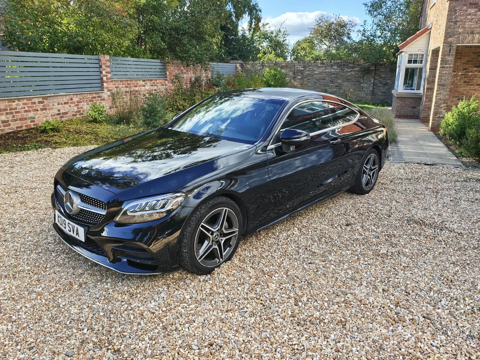 
								Mercedes-Benz C-Class Coupé C220d AMG Line 9G-Tronic full									
